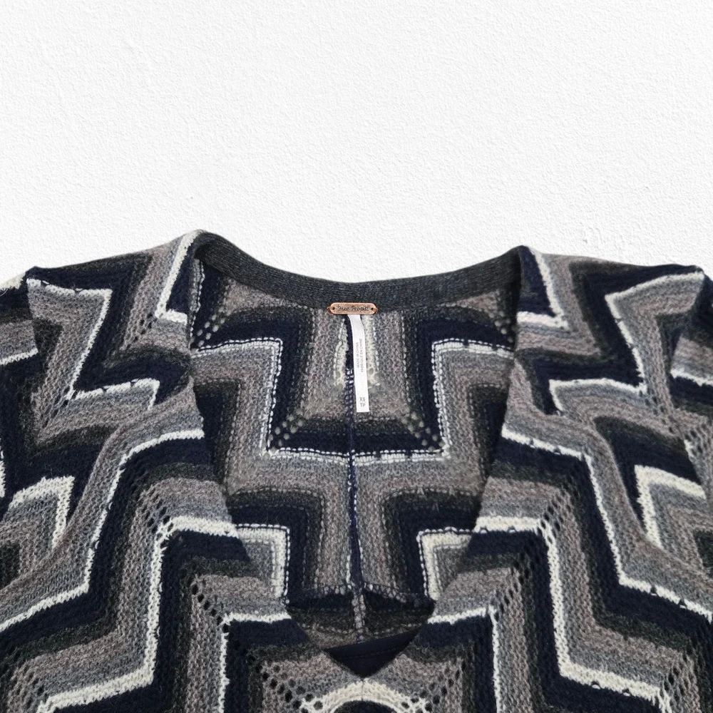 Free People Black Rhiannon Chevron Knit Sweater Dress Wool Blend Zip Sleeve XS